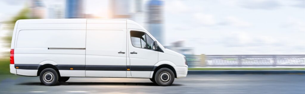 Cambio de amortiguadores en una furgoneta de trabajo